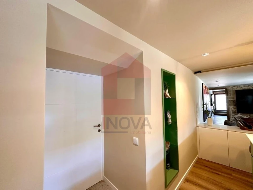 Moradia T3 para Venda em Dossãos Foto 11