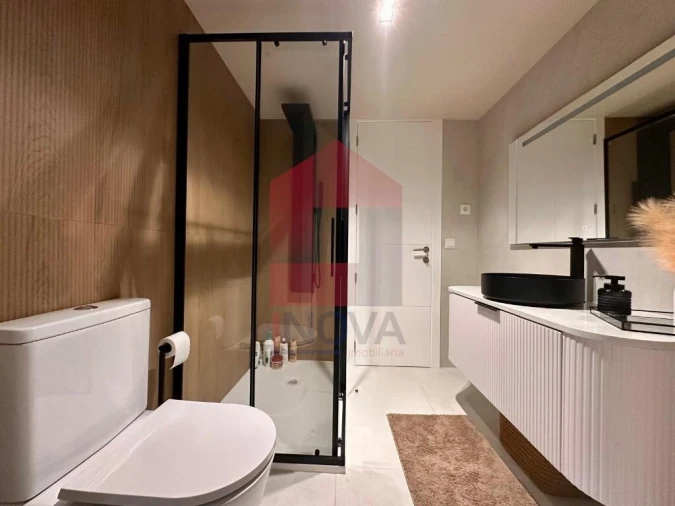 Moradia T3 para Venda em Dossãos Foto 31