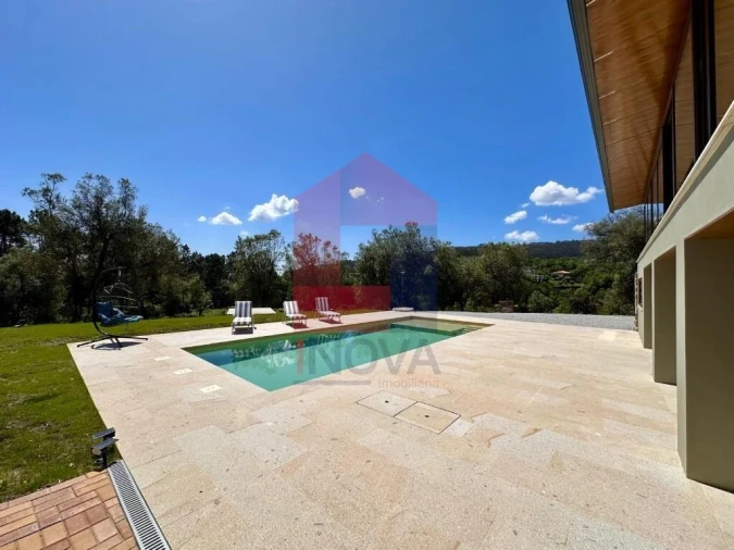 Moradia T3 para Venda em Dossãos Foto 46