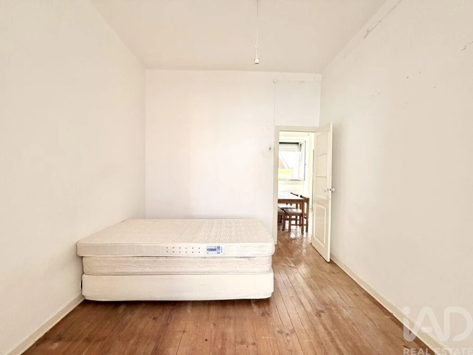 Apartamento T2 para Venda em São Vicente Foto 7