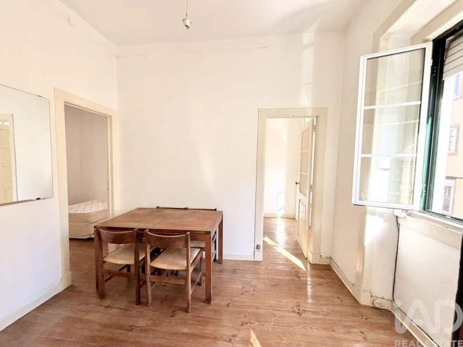 Apartamento T2 para Venda em São Vicente Foto 3