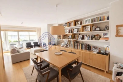 Apartamento T3 para Venda em Lordelo do Ouro e Massarelos