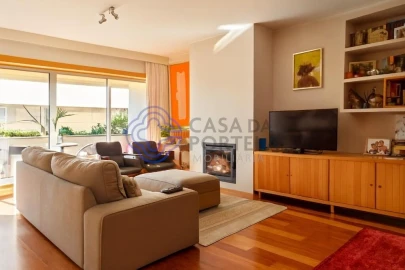 Apartamento T3 para Venda em Lordelo do Ouro e Massarelos