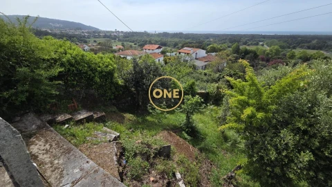 Moradia T3 para Venda em Moledo e Cristelo