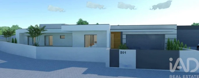 Moradia T3 para Venda em Carreço