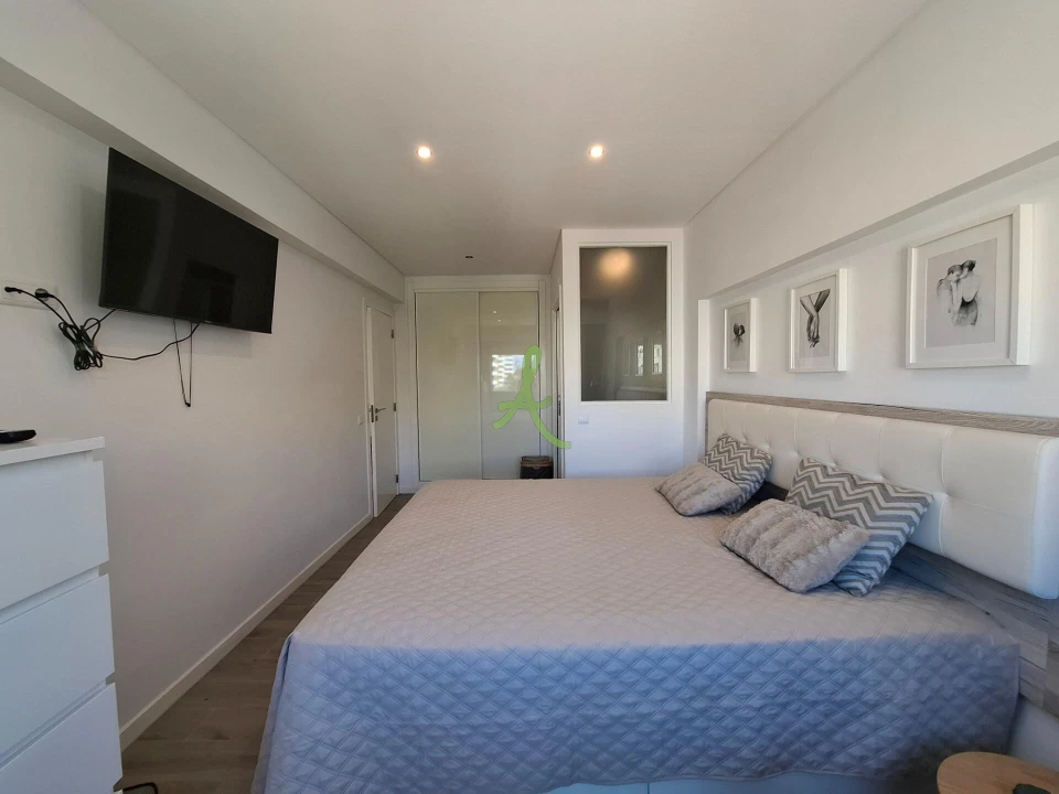 Apartamento T2 para Venda em Portimão Foto 30