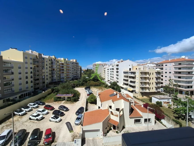 Apartamento T2 para Venda em Portimão Foto 16