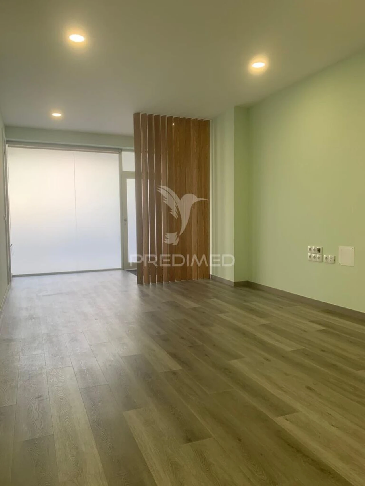 Apartamento T4 para Venda em Mafamude e Vilar do Paraíso Foto 2
