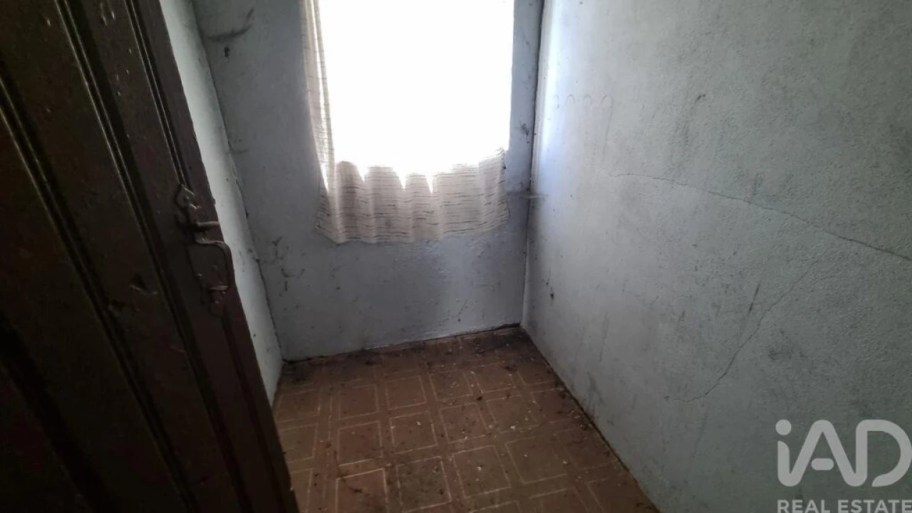 Moradia T2 para Venda em Prados Foto 14