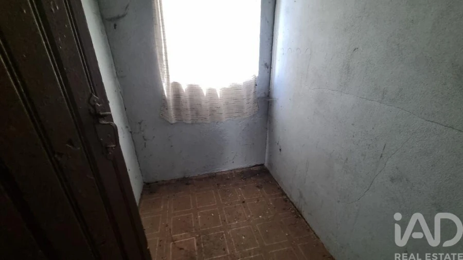 Moradia T2 para Venda em Prados Foto 14