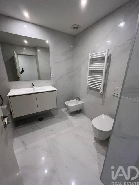 Apartamento T3 para Arrendamento em Oliveira do Douro