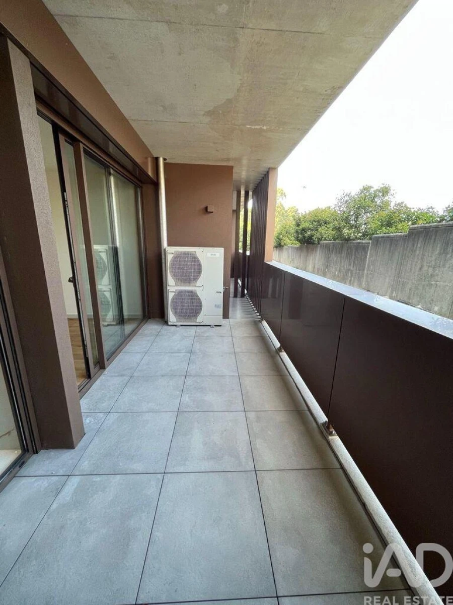 Apartamento T3 para Arrendamento em Oliveira do Douro Foto 26