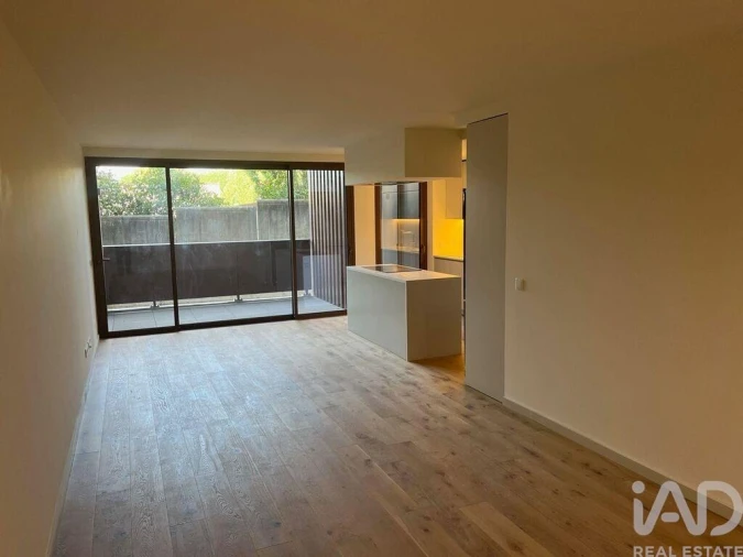 Apartamento T3 para Arrendamento em Oliveira do Douro Foto 5