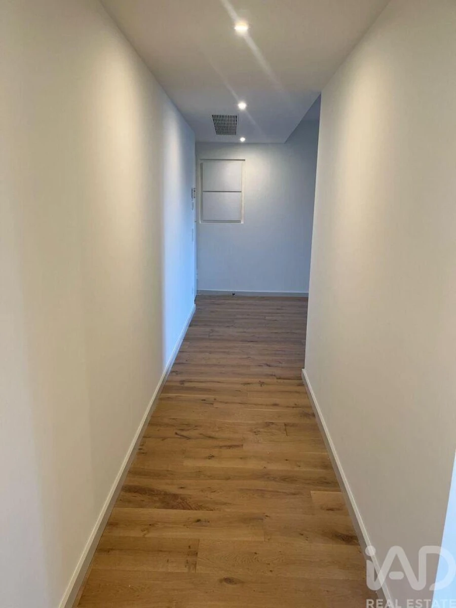 Apartamento T3 para Arrendamento em Oliveira do Douro Foto 7
