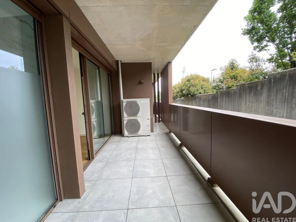 Apartamento T3 para Arrendamento em Oliveira do Douro Foto 14