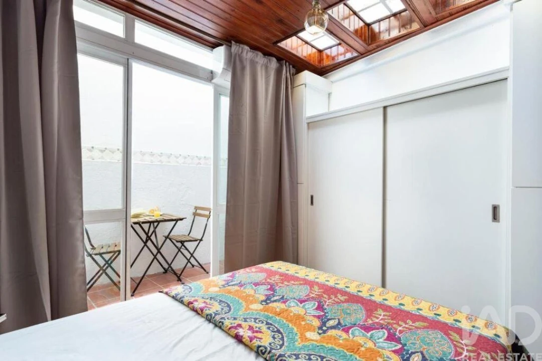Apartamento T1 para Arrendamento em São Vicente Foto 6