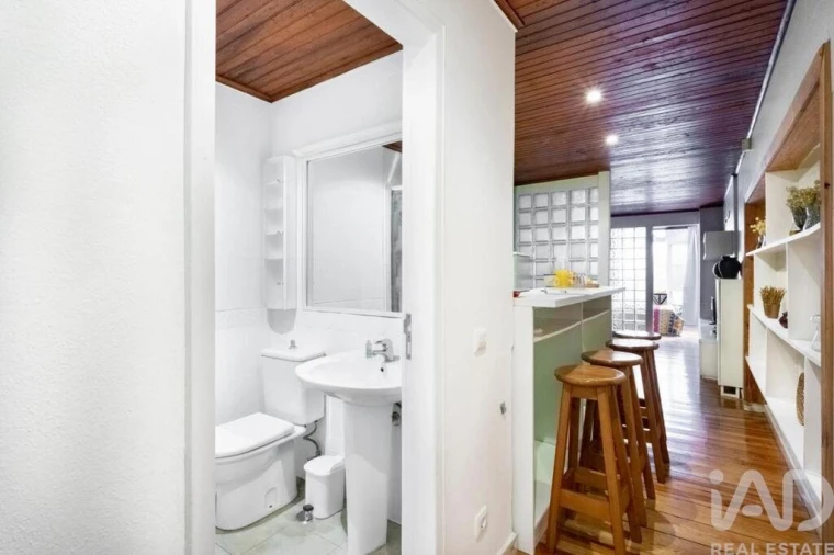 Apartamento T1 para Arrendamento em São Vicente Foto 7