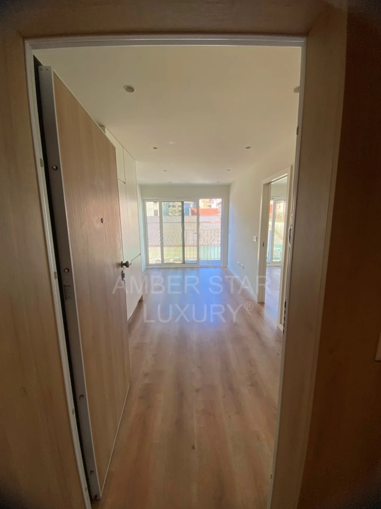 Apartamento T1 para Arrendamento em Cedofeita, Santo Ildefonso, Sé, Miragaia, São Nicolau e Vitória Foto 1