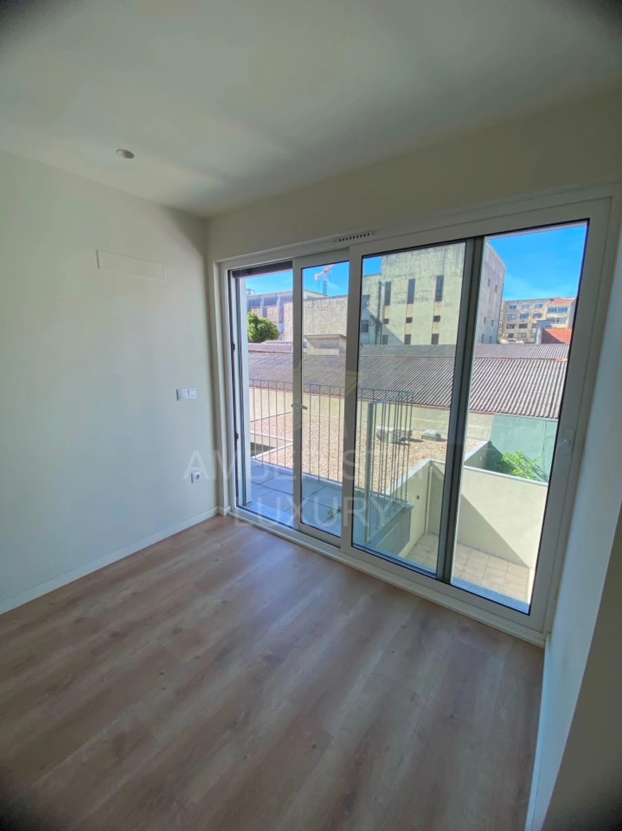Apartamento T1 para Arrendamento em Cedofeita, Santo Ildefonso, Sé, Miragaia, São Nicolau e Vitória Foto 9