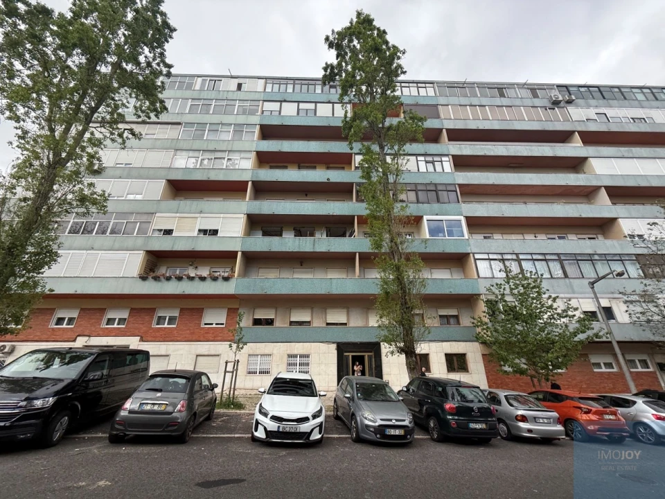 Apartamento T3 para Venda em Benfica Foto 24