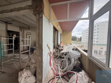 Apartamento T3 para Venda em Benfica