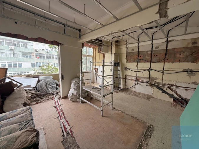 Apartamento T3 para Venda em Benfica Foto 5