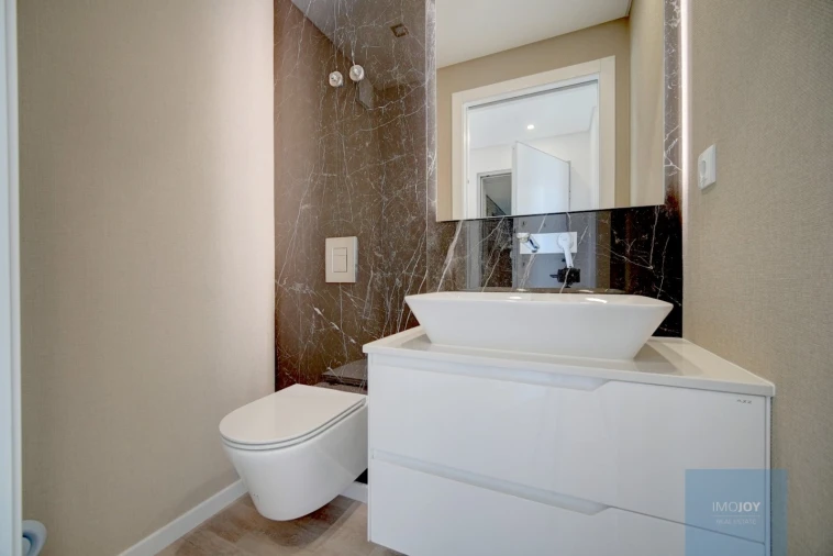 Apartamento T3 para Venda em Carcavelos e Parede Foto 16