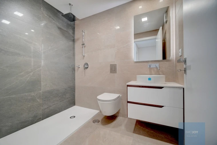 Apartamento T3 para Venda em Carcavelos e Parede Foto 30