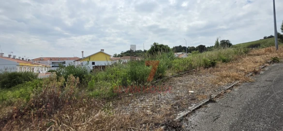 Terreno para Venda em Aldeia Galega da Merceana e Aldeia Gavinha