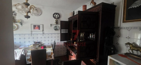 Moradia T4 para Venda em Lousa