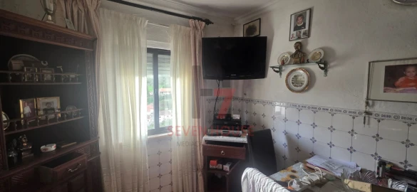 Moradia T4 para Venda em Lousa