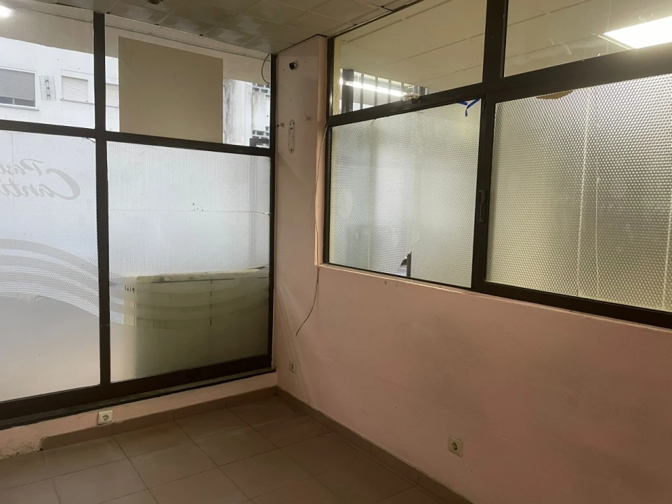 Loja para Venda em Sé e São Lourenço Foto 4
