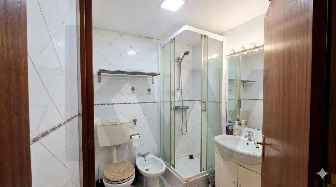 Apartamento T2 para Venda em Misericórdia Foto 5