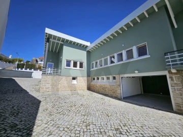Moradia T5 para Venda em Aljubarrota