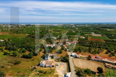 Moradia T2 para Venda em Moncarapacho e Fuseta