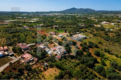 Moradia T2 para Venda em Moncarapacho e Fuseta