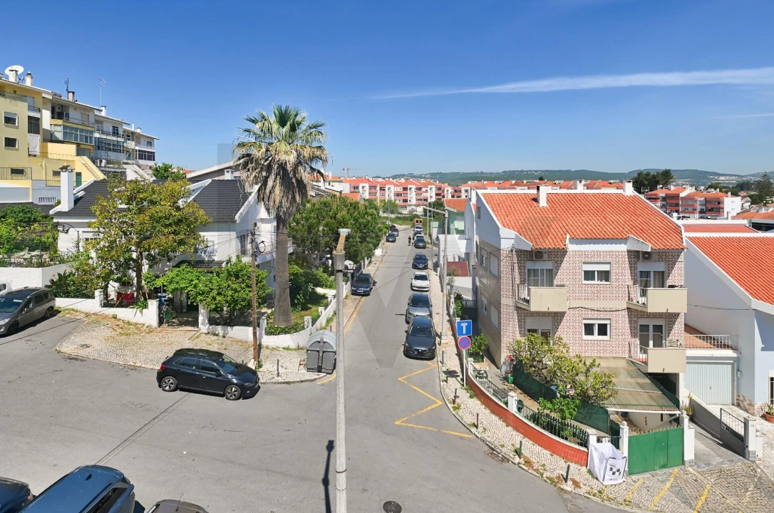 Apartamento T2 para Venda em Loures Foto 18