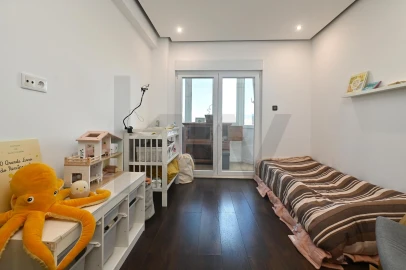 Apartamento T2 para Venda em Loures
