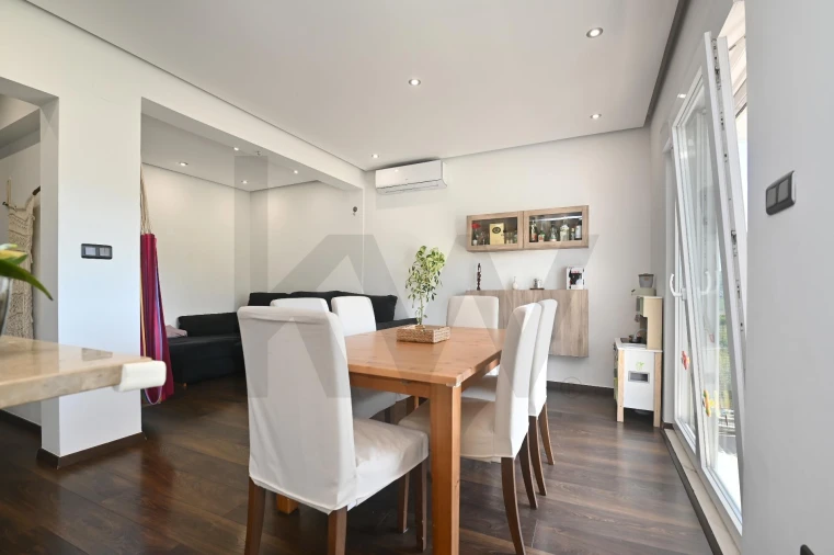 Apartamento T2 para Venda em Loures Foto 5