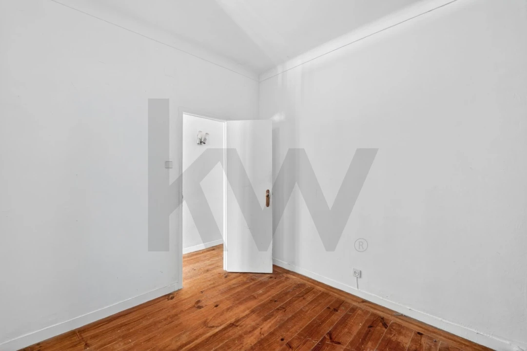 Apartamento T2 para Venda em Estrela Foto 30