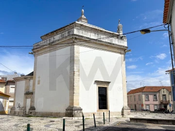 Moradia T2 para Venda em Requeixo, Nossa Senhora de Fátima e Nariz