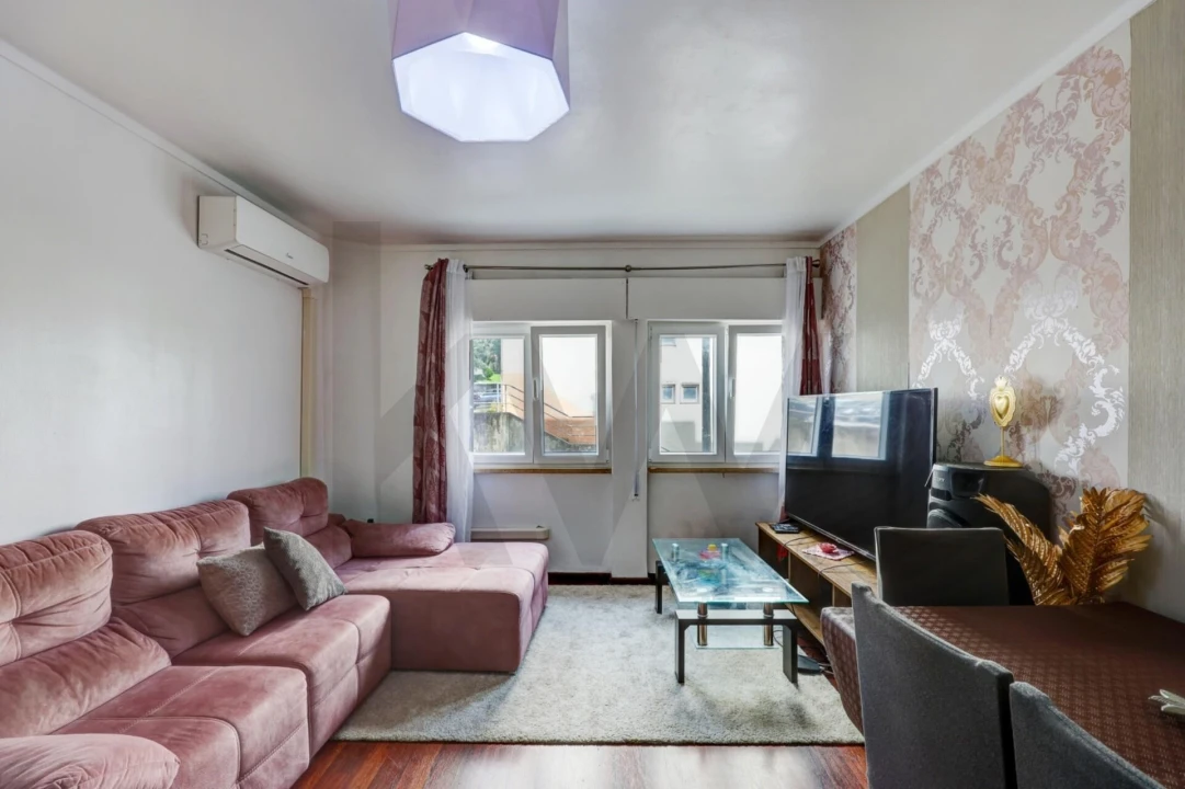 Apartamento T2 para Venda em Alverca do Ribatejo e Sobralinho Foto 1