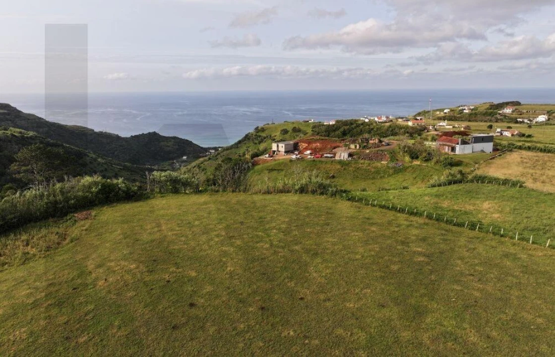 Terreno para Venda em Almagreira Foto 2