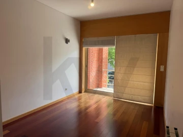 Apartamento T2 para Arrendamento em Santo Antonio dos Olivais
