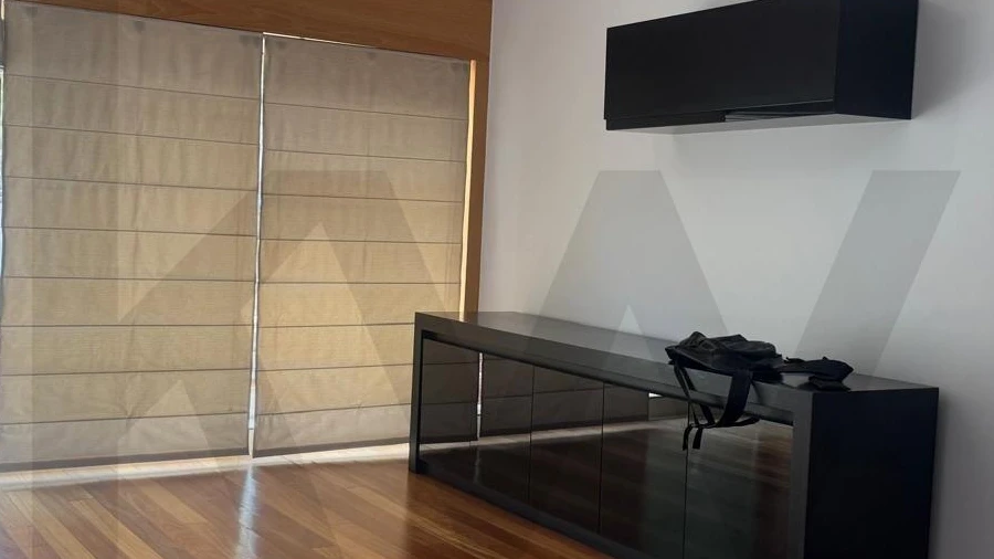 Apartamento T2 para Arrendamento em Santo Antonio dos Olivais