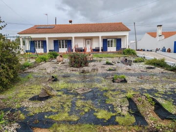 Moradia T3 para Venda em São Vicente do Paul e Vale de Figueira