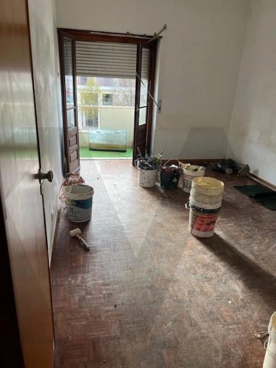 Apartamento T3 para Venda em Almada, Cova da Piedade, Pragal e Cacilhas Foto 37