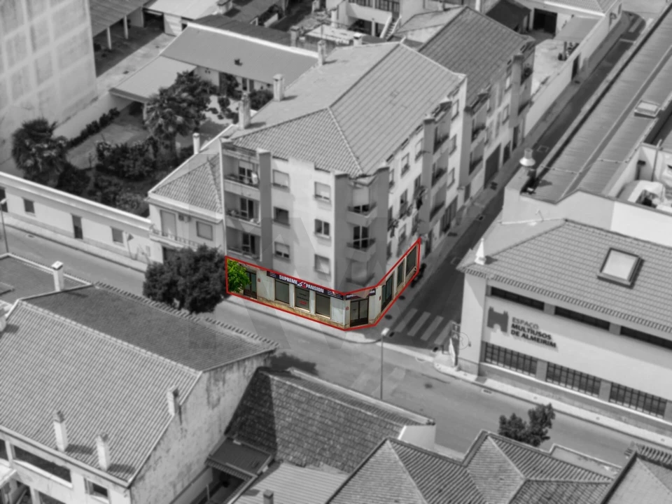 Escritório para Arrendamento em Almeirim Foto 20