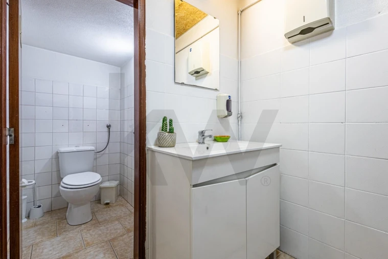 Escritório para Arrendamento em Almeirim Foto 16