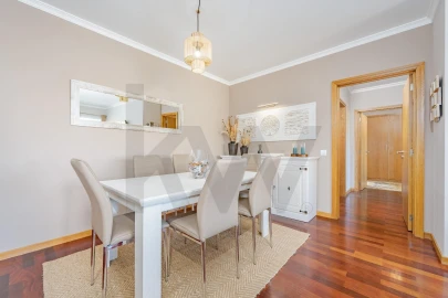 Apartamento T2 para Arrendamento em Caniço